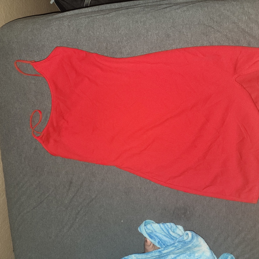 Red body hugging simple short slip on dress